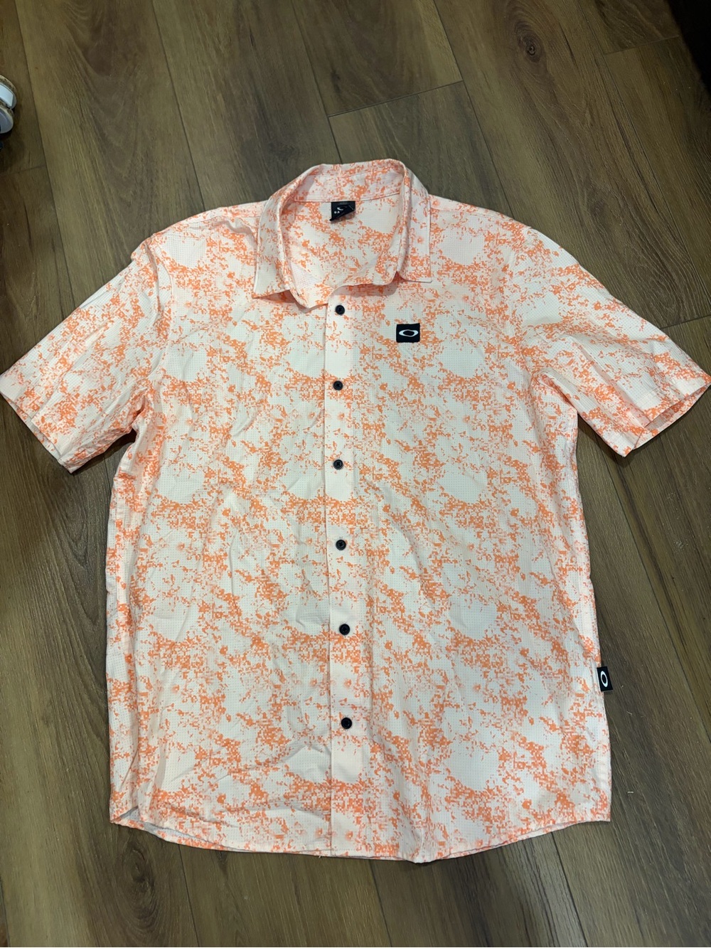 Oakley Orange Camo Button-Up Shirt Size Large Regular Fit